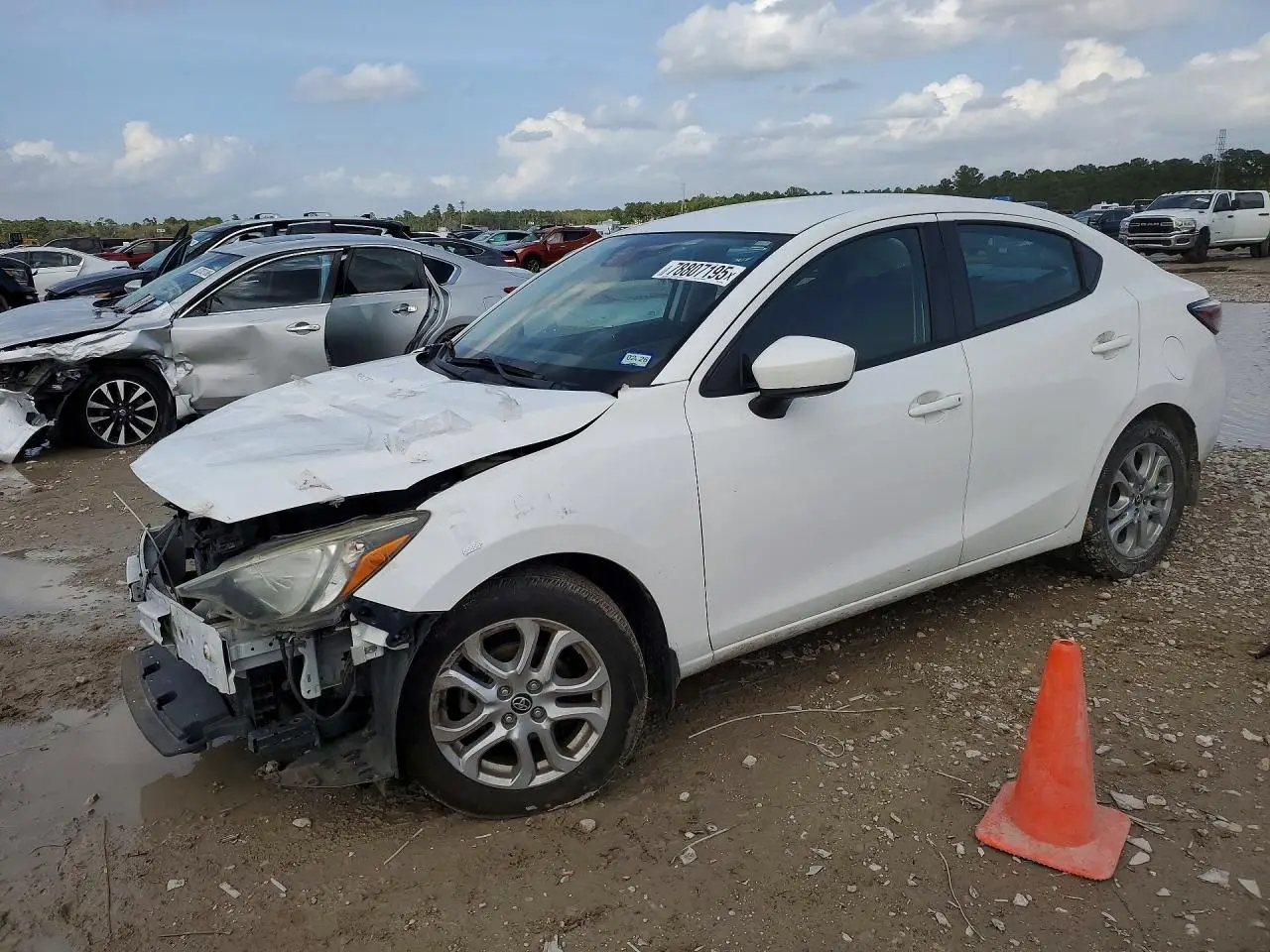 2018 TOYOTA YARIS
