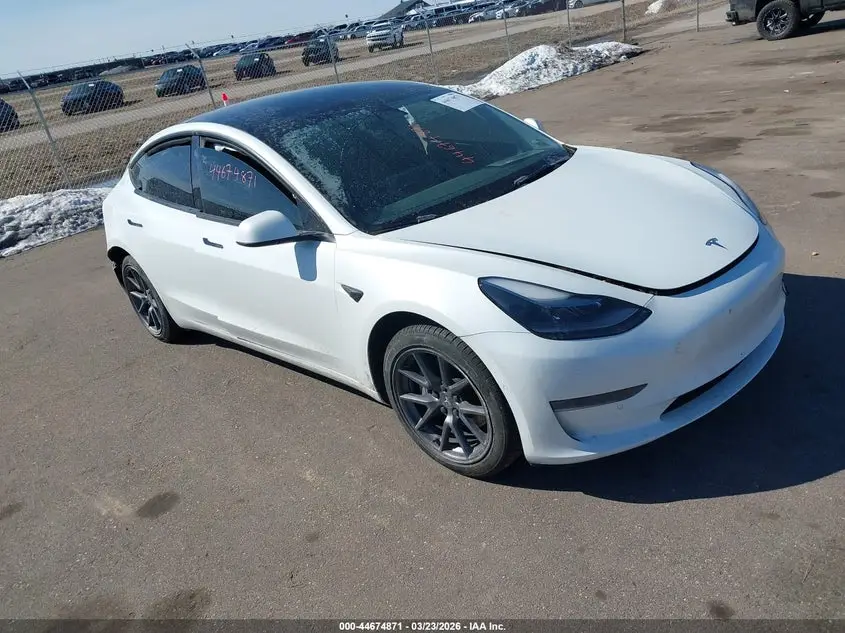 2022 TESLA MODEL 3