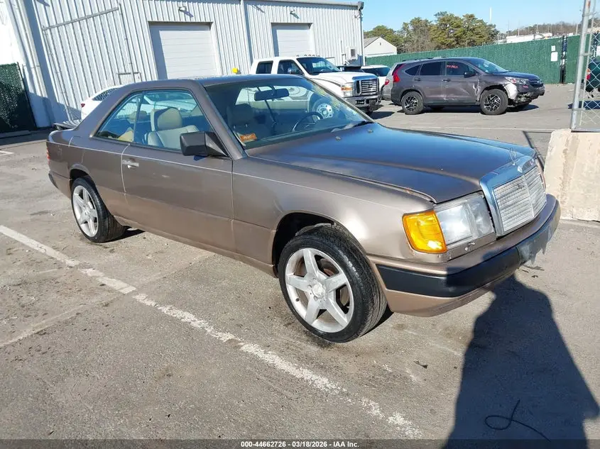 1989 MERCEDES-BENZ 300