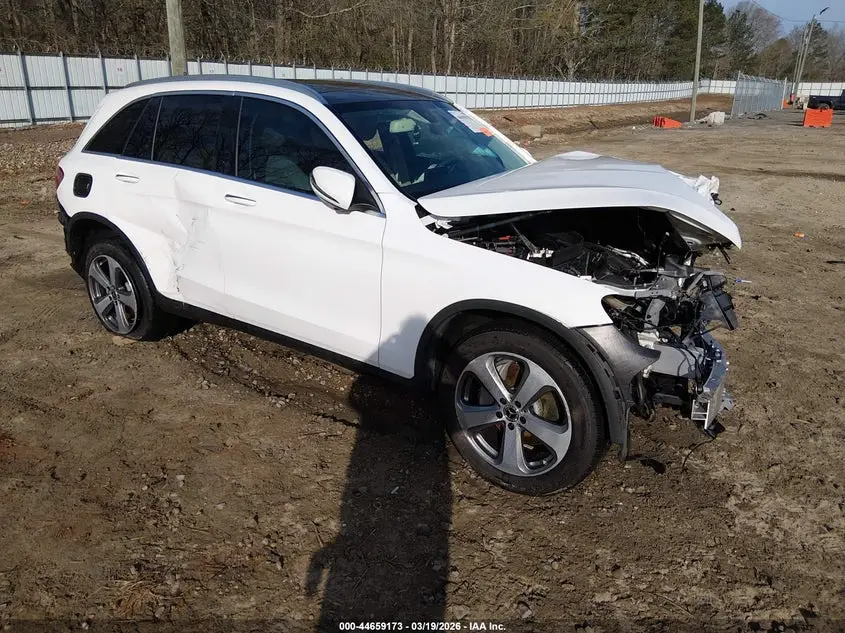 2019 MERCEDES-BENZ GLC 300