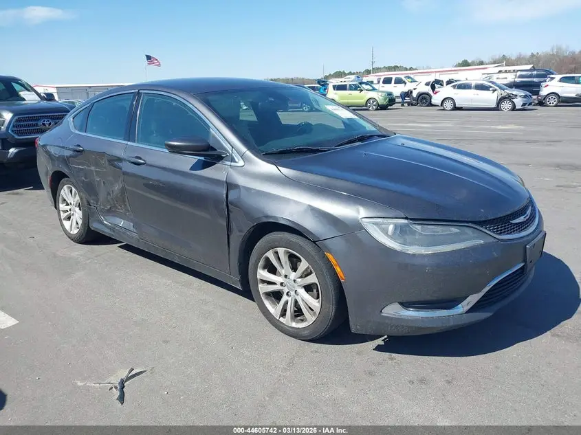 2015 CHRYSLER 200