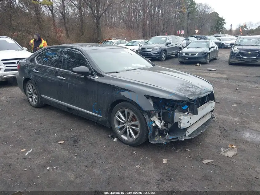 2015 LEXUS LS 460