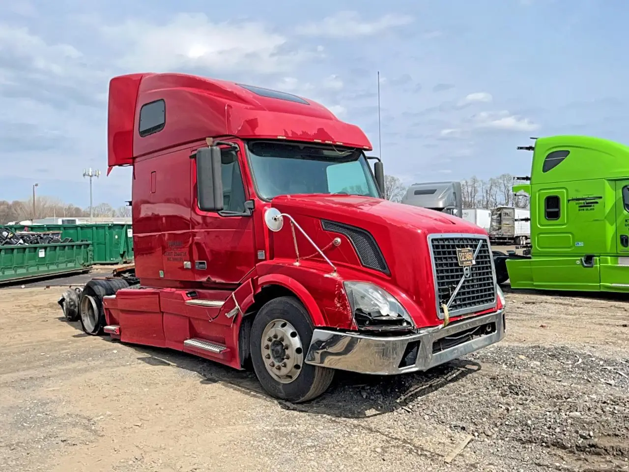 2012 VOLVO VN
