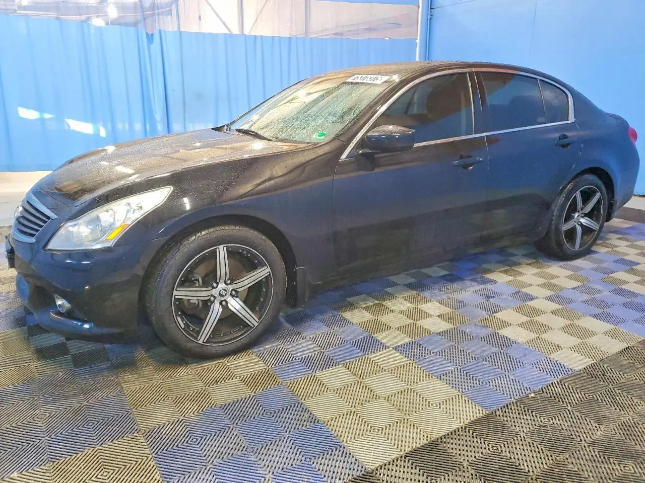 2011 INFINITI G37