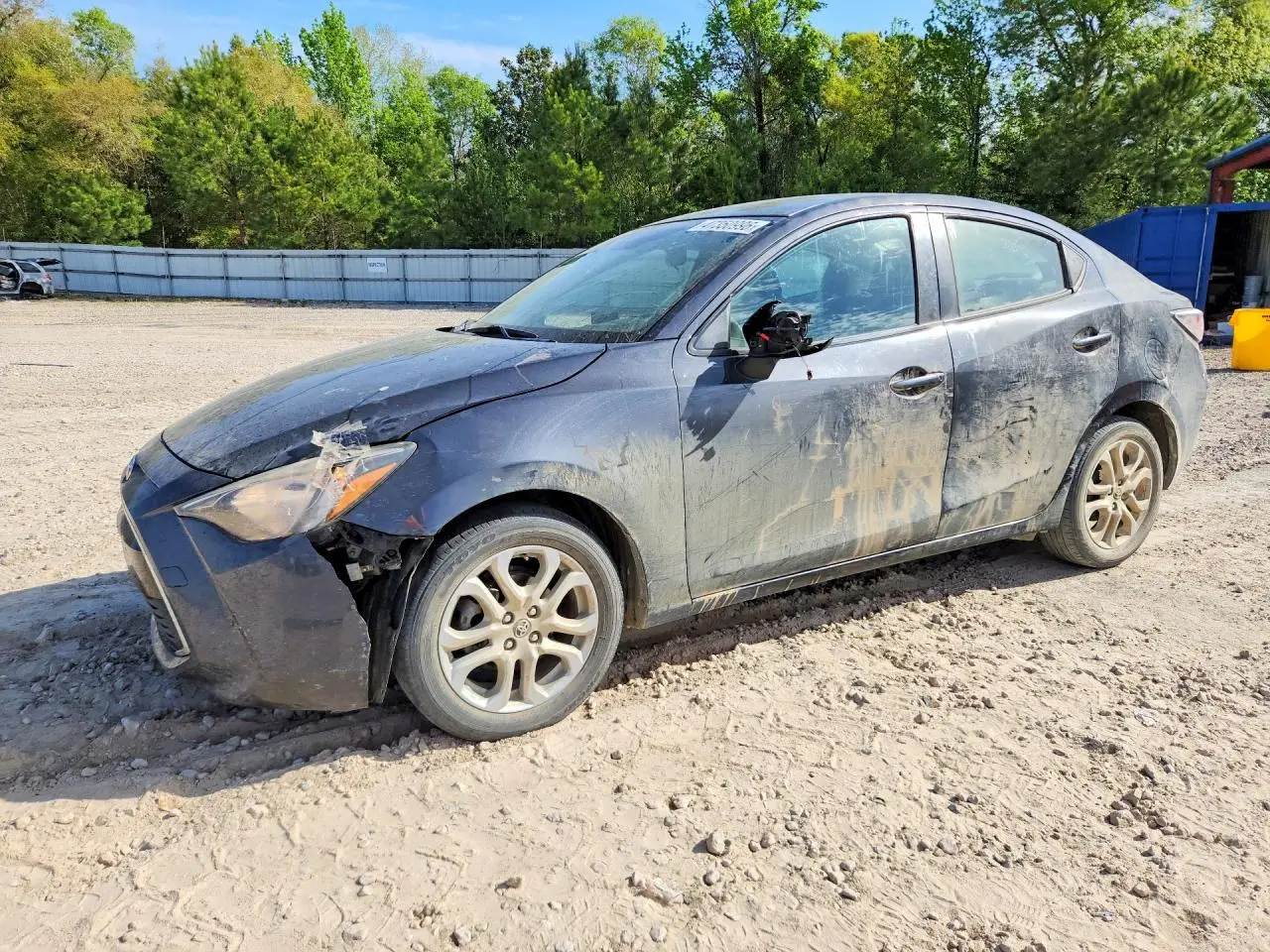 2017 TOYOTA YARIS