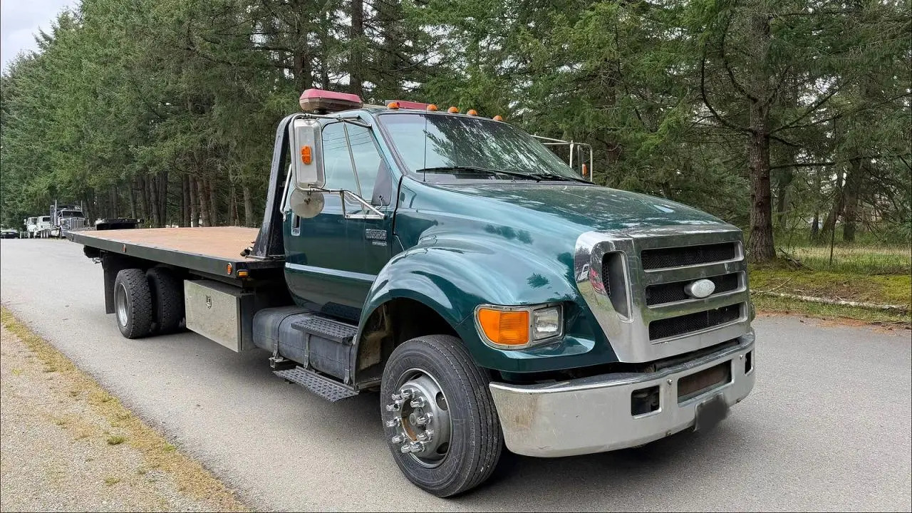 2007 FORD F650