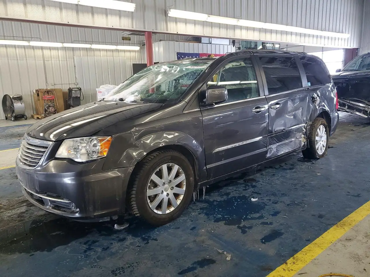 2016 CHRYSLER MINIVAN
