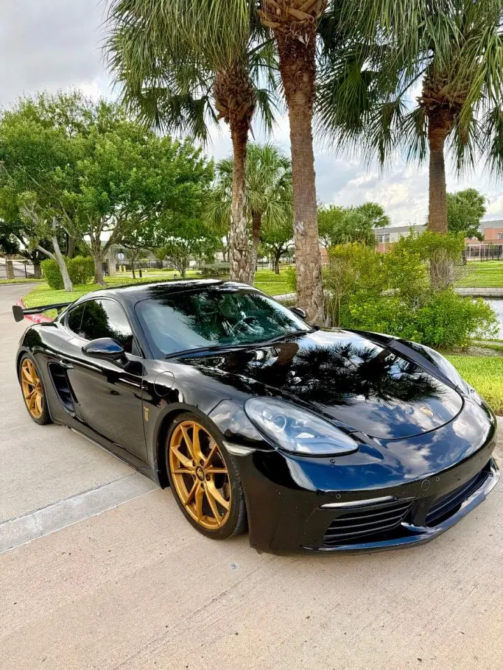 2017 PORSCHE CAYMAN