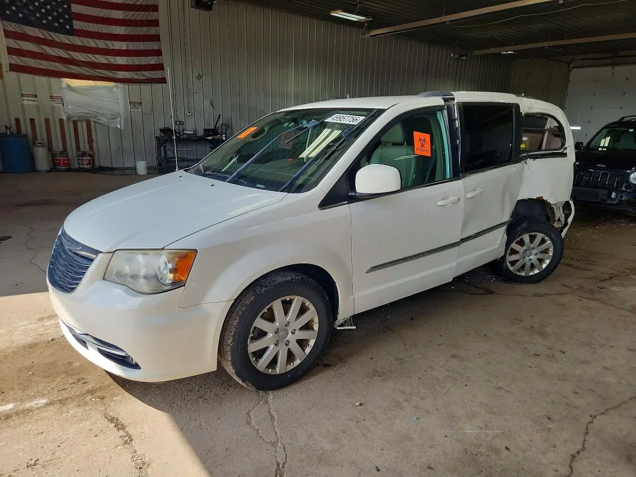 CHRYSLER MINIVAN 2013. Lot# 49957756. VIN 2C4RC1BG1DR780455