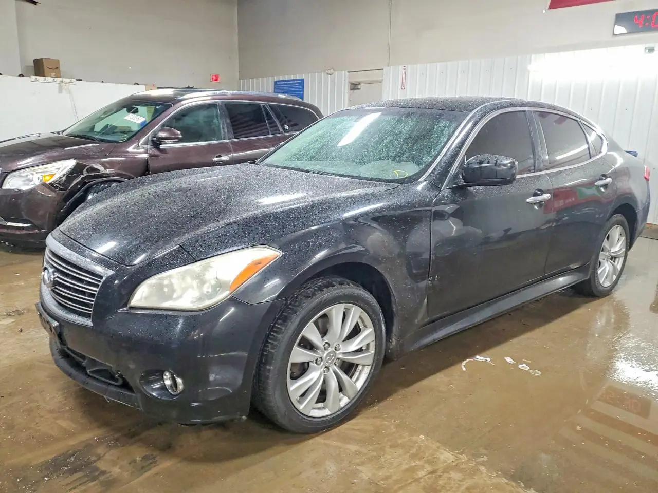2011 INFINITI M37