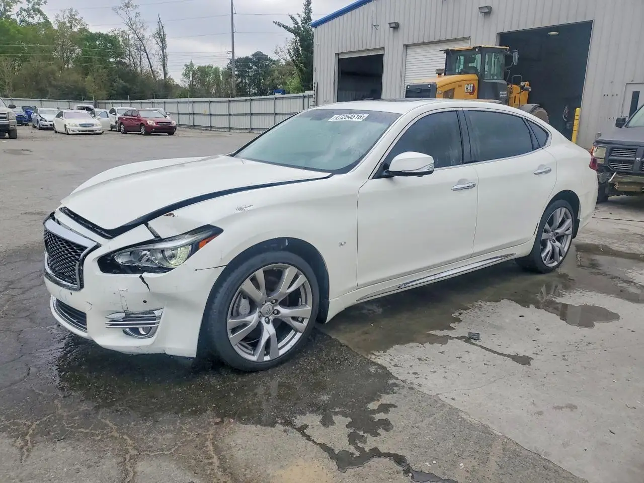 2016 INFINITI Q70