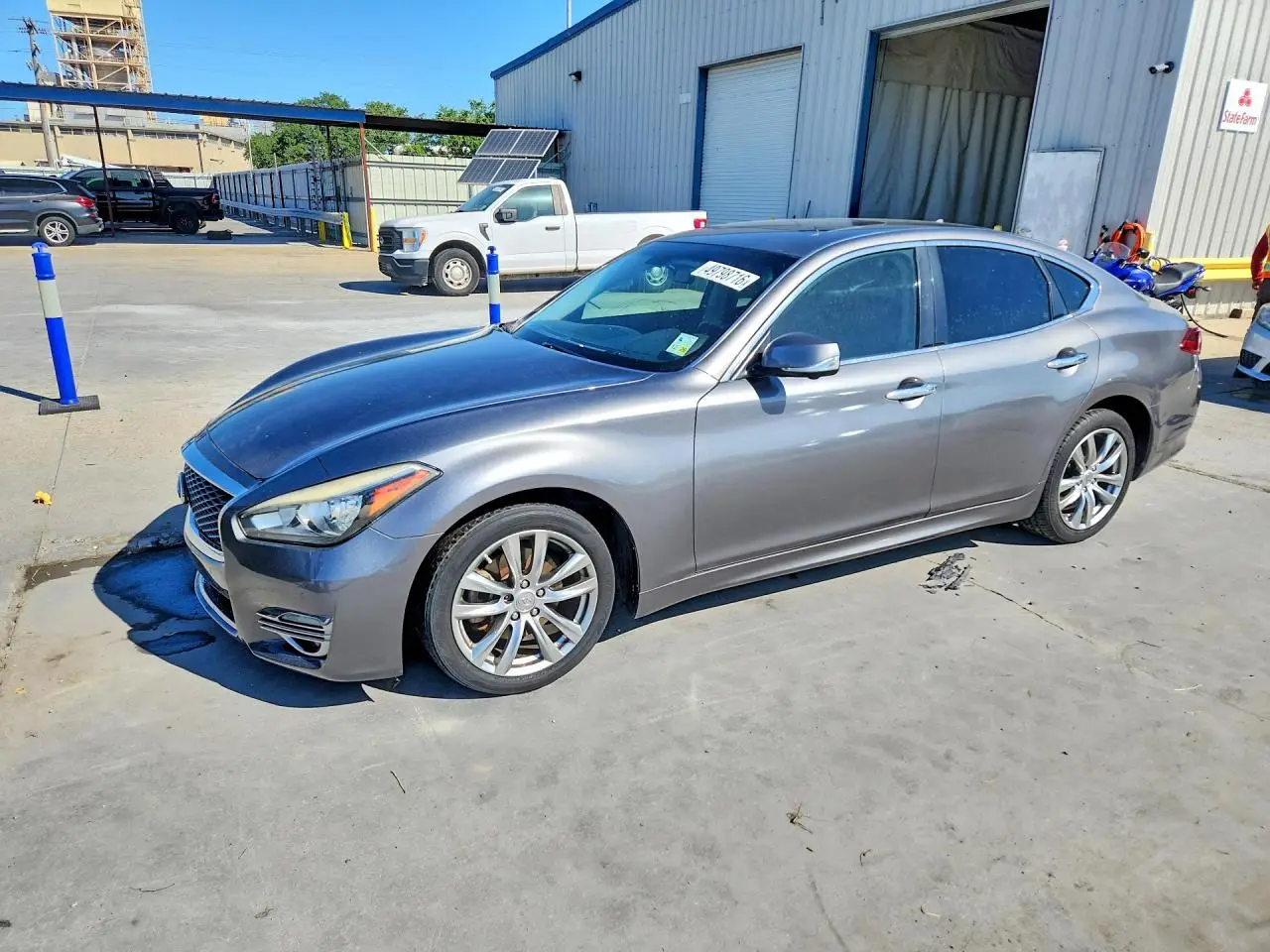 2017 INFINITI Q70
