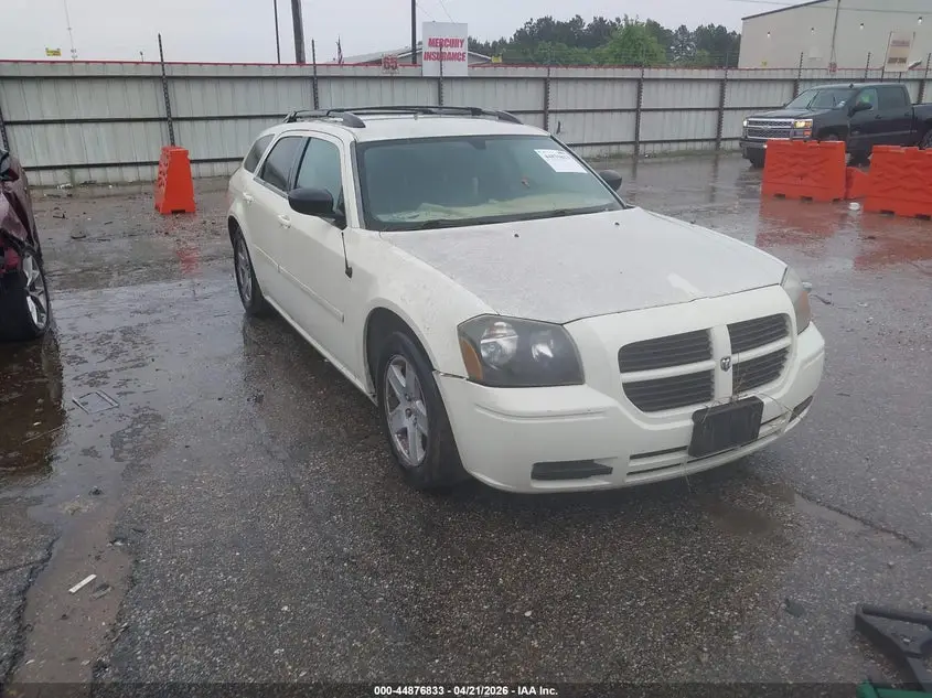 2005 DODGE MAGNUM