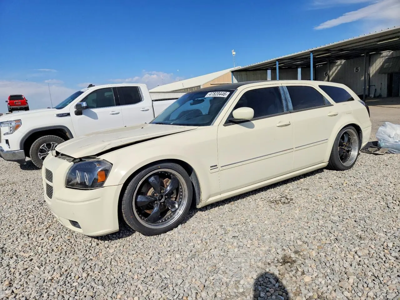 2005 DODGE MAGNUM