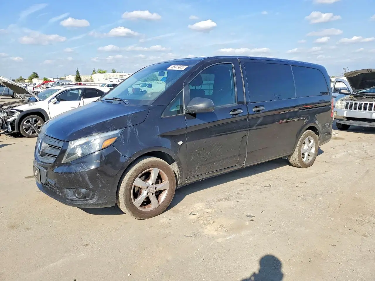 2017 MERCEDES-BENZ METRIS