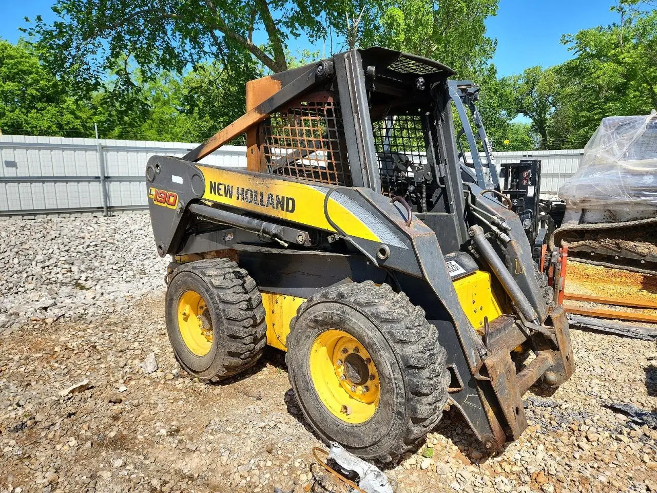 2003 NEW HOLLAND SKIDSTEER