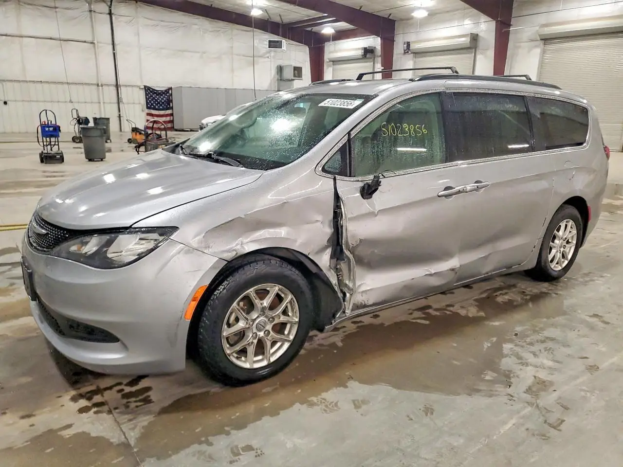 2021 CHRYSLER MINIVAN