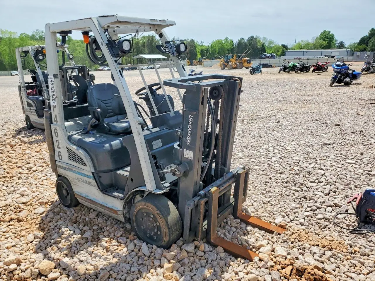 2016 UNICARIERS FORKLIFT